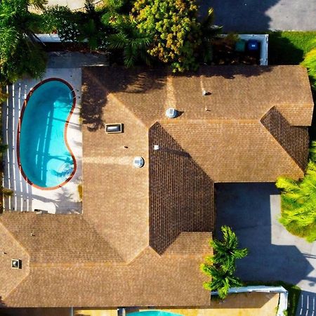 Kendall Keys Oasis Home W/ Pool, Theater & Arcade Miami Exterior foto